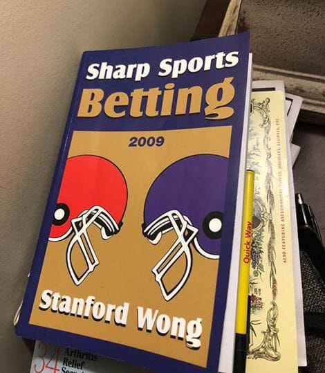 Sharp Sports Betting by Stanford Wong Book Cover